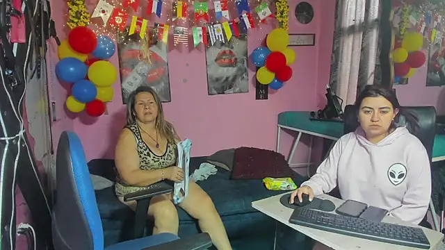 lesbiancuple webcam