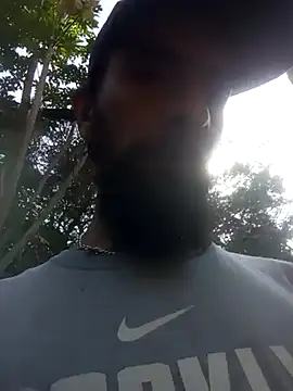 hairy_mannn webcam