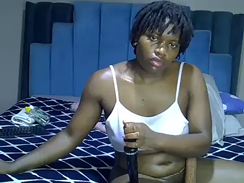 melanin_moon webcam