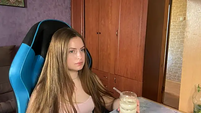 SilkSinner_ webcam