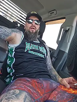 Beardedtattood webcam