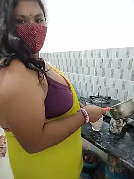 Cutee_Amrita webcam