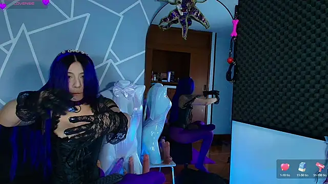 karlamoon23 webcam