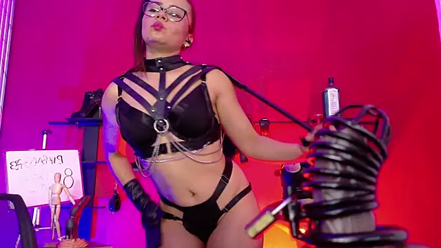 MistressSlut1 webcam