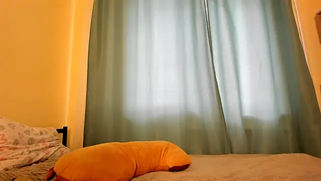 LilMonyy webcam
