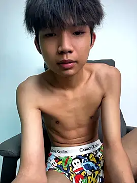 -OvO-'s live cam