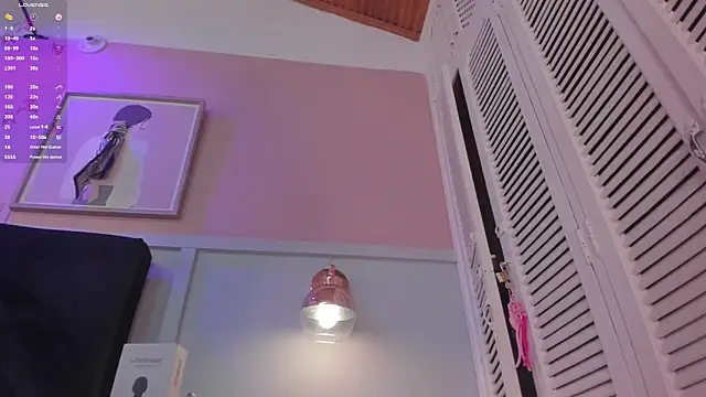 elodie_walker webcam