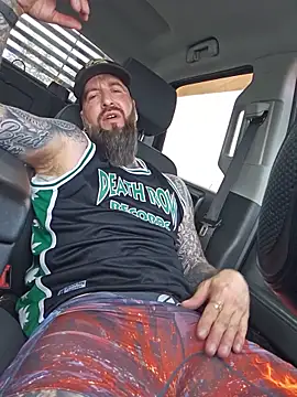 Beardedtattood live sex cam