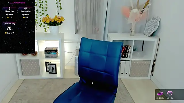 Alexa_Lexi_ webcam