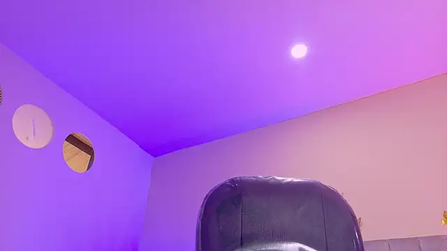Nascary_Fox webcam