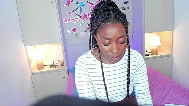 TaylorBloom webcam