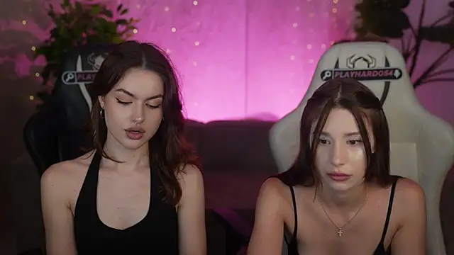 Selena_Glow webcam