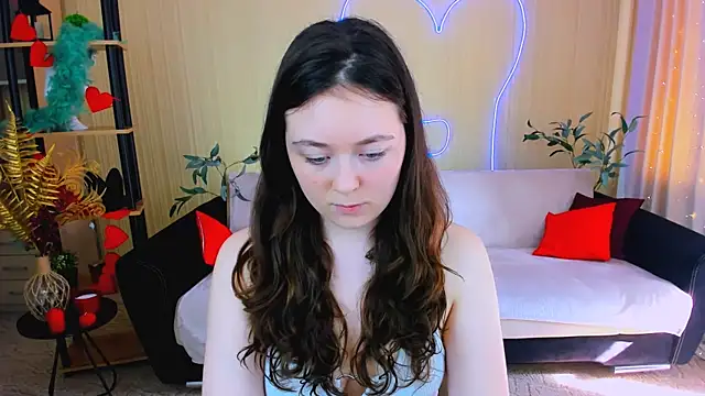 AlluringLookk webcam