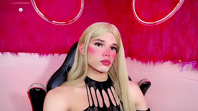 Isabella_Kirk_ webcam