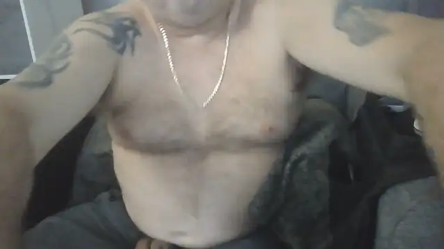 Naturistmale45 webcam