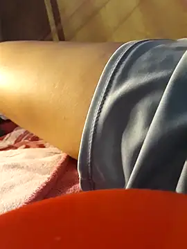 -Tara-a live cam on StripChat