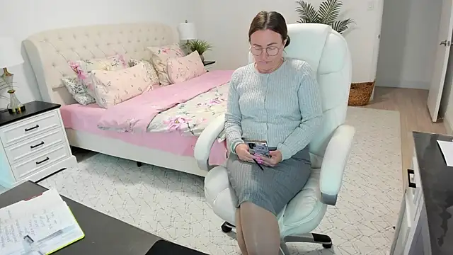 Vika73 webcam