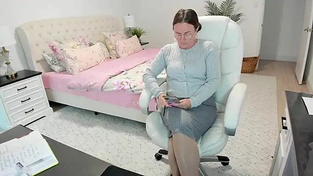 Vika73 webcam