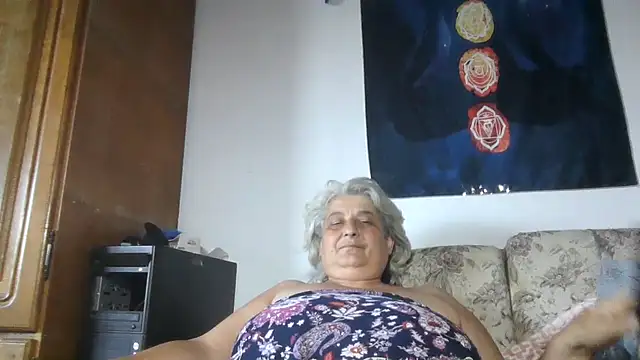 ExquisiteMature webcam