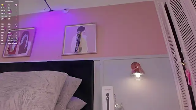 elodie_walker webcam