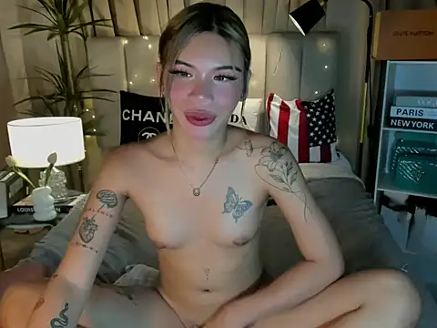 SiennaBlair webcam