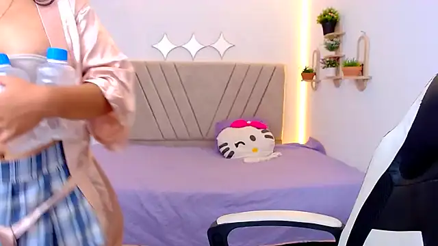 zara_cute webcam