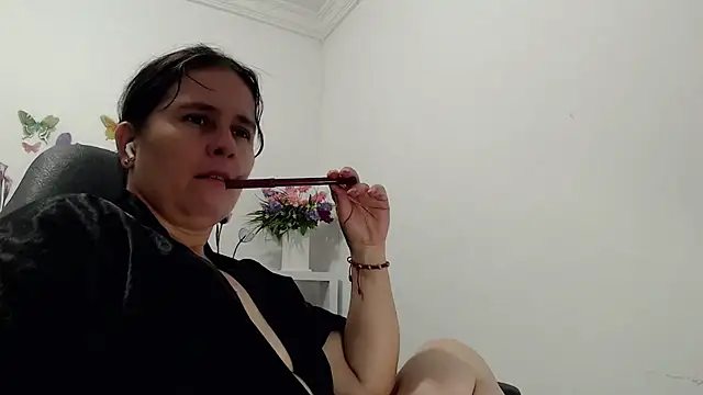 victoria_jones webcam