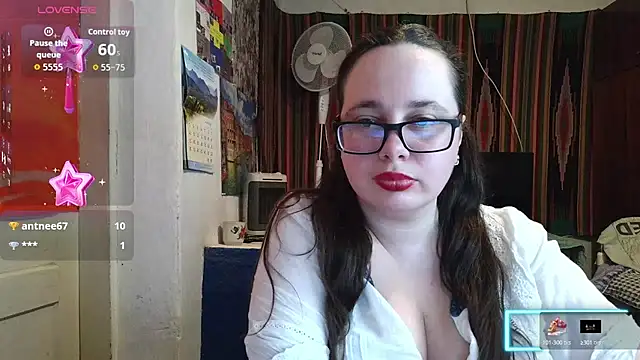 Cora_Maro webcam