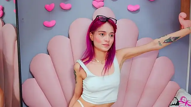 luci_miller webcam