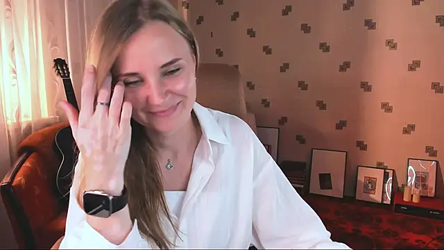 MiaSparkes webcam