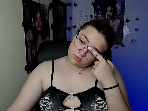 RinaRiii webcam