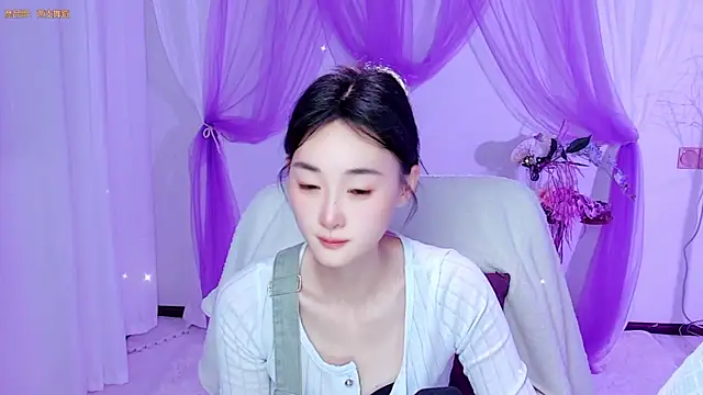 Tili_Lucky webcam