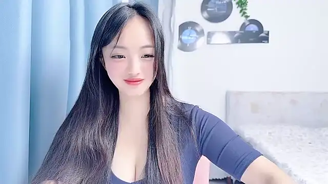 Winnie666999 webcam