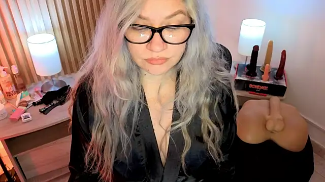 MarianL0ve webcam