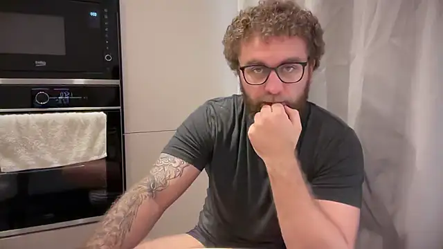 Bear_bear_ webcam