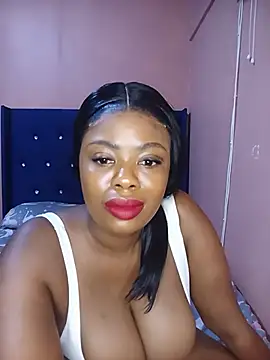 Luciouslips00 webcam