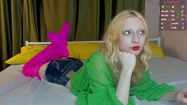 Lexy-Woorhez webcam