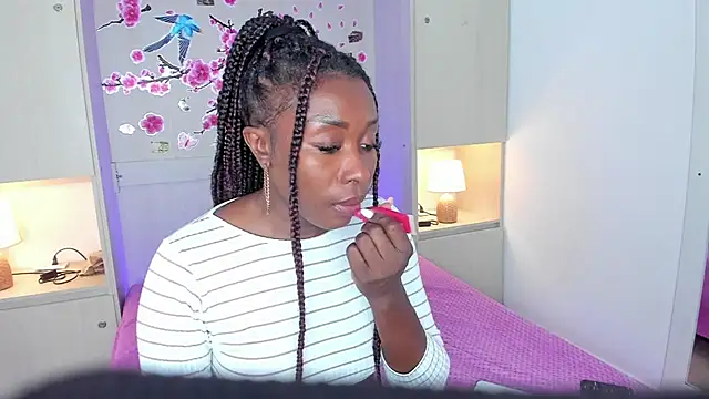 TaylorBloom webcam