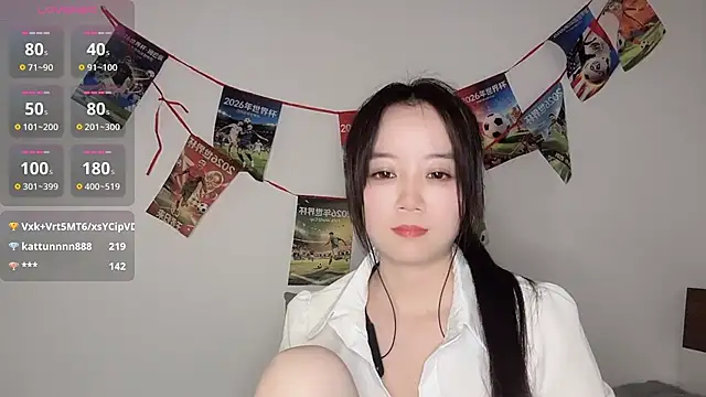 77-Vicky