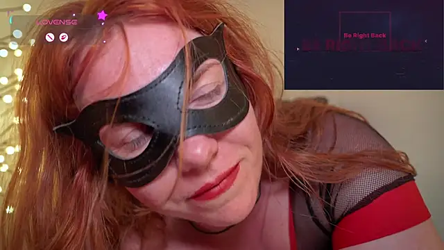 gingeralemilf - GingerAleMILF's free webcam
