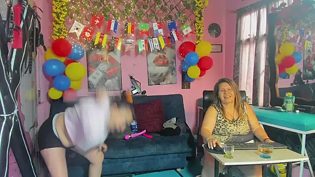 lesbiancuple webcam