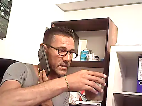 mastercharisma35 webcam