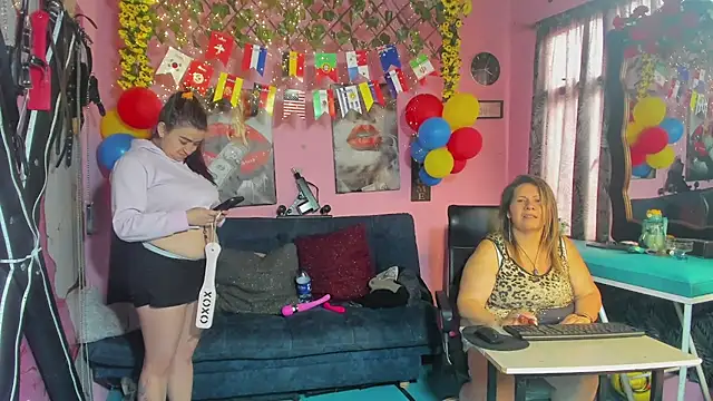 lesbiancuple webcam