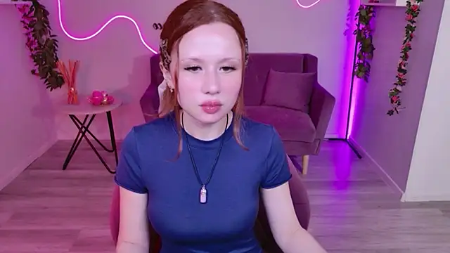 AuroraBabyDoll webcam