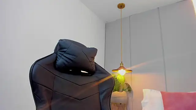 kira_relish