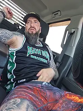 Beardedtattood live sex cam
