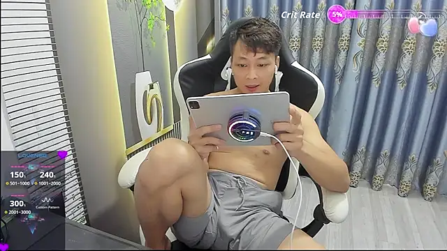Naughty___asian webcam