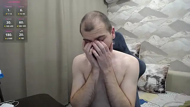 SerzhKorol1 live cam on StripChat