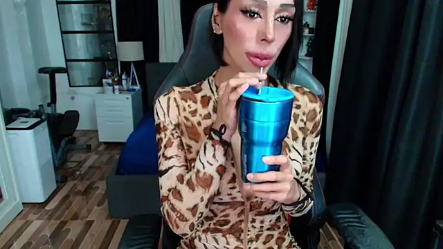 Forever_MissCandace webcam