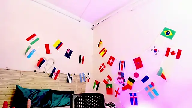 lilahSweet webcam